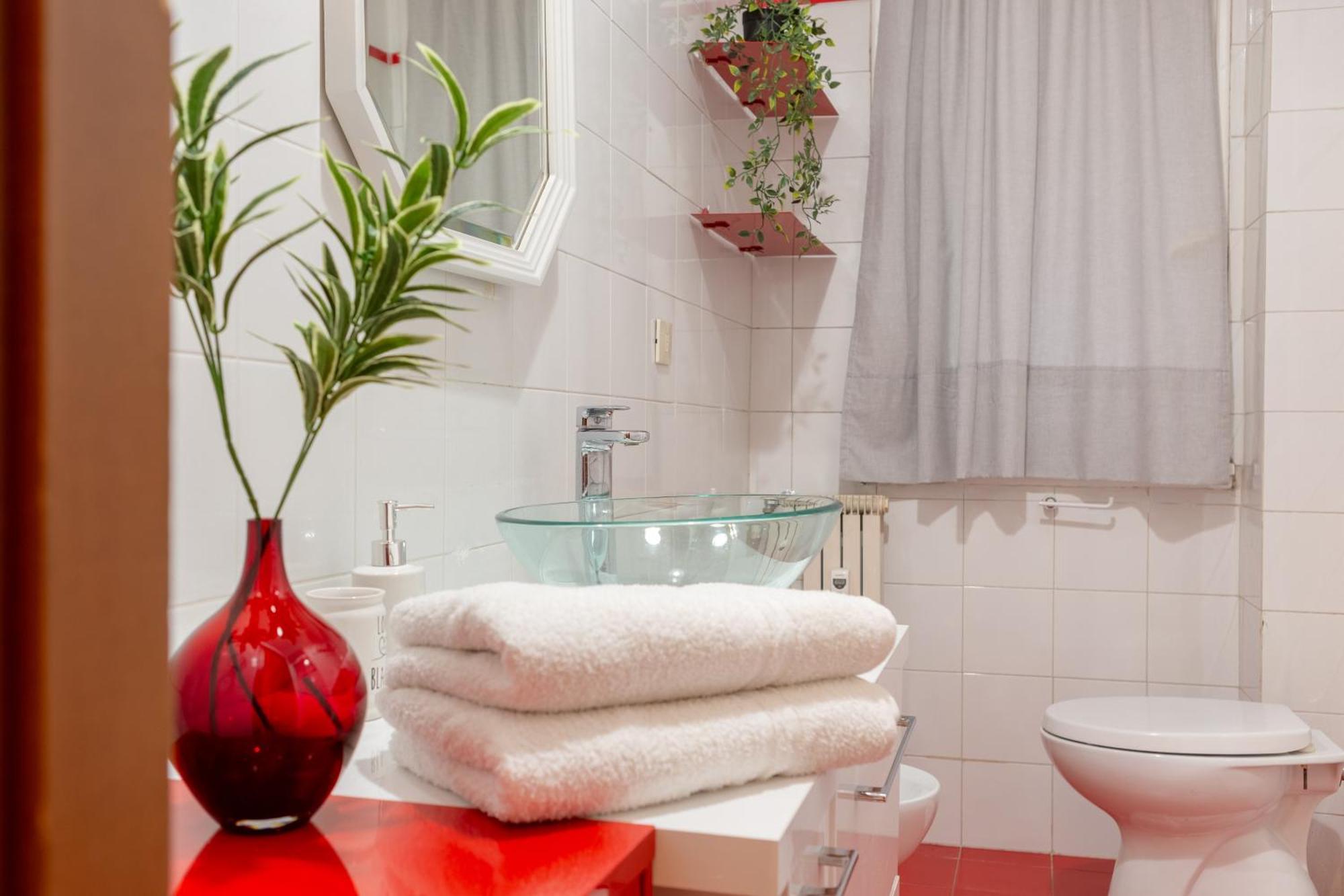 Stanza Comoda E Silenziosa Con Bagno Privato E Area Lavoro E Relax Rome Luaran gambar