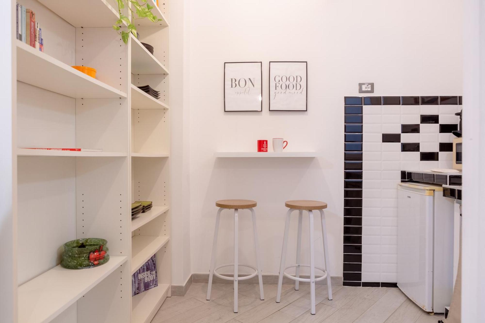 Stanza Comoda E Silenziosa Con Bagno Privato E Area Lavoro E Relax Rome Luaran gambar
